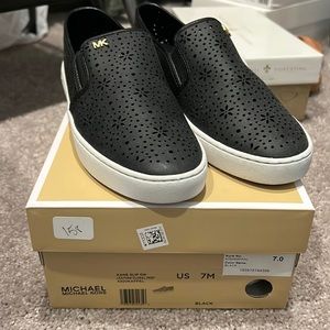 Michael Kors Women’s Kane Black Slip-on Size 7M